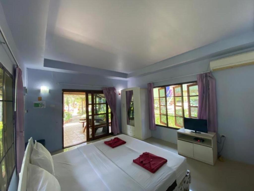 โอโย 966 บอส เขาใหญ่ Hotel บ้านบุ่งเตย ภายนอก รูปภาพ